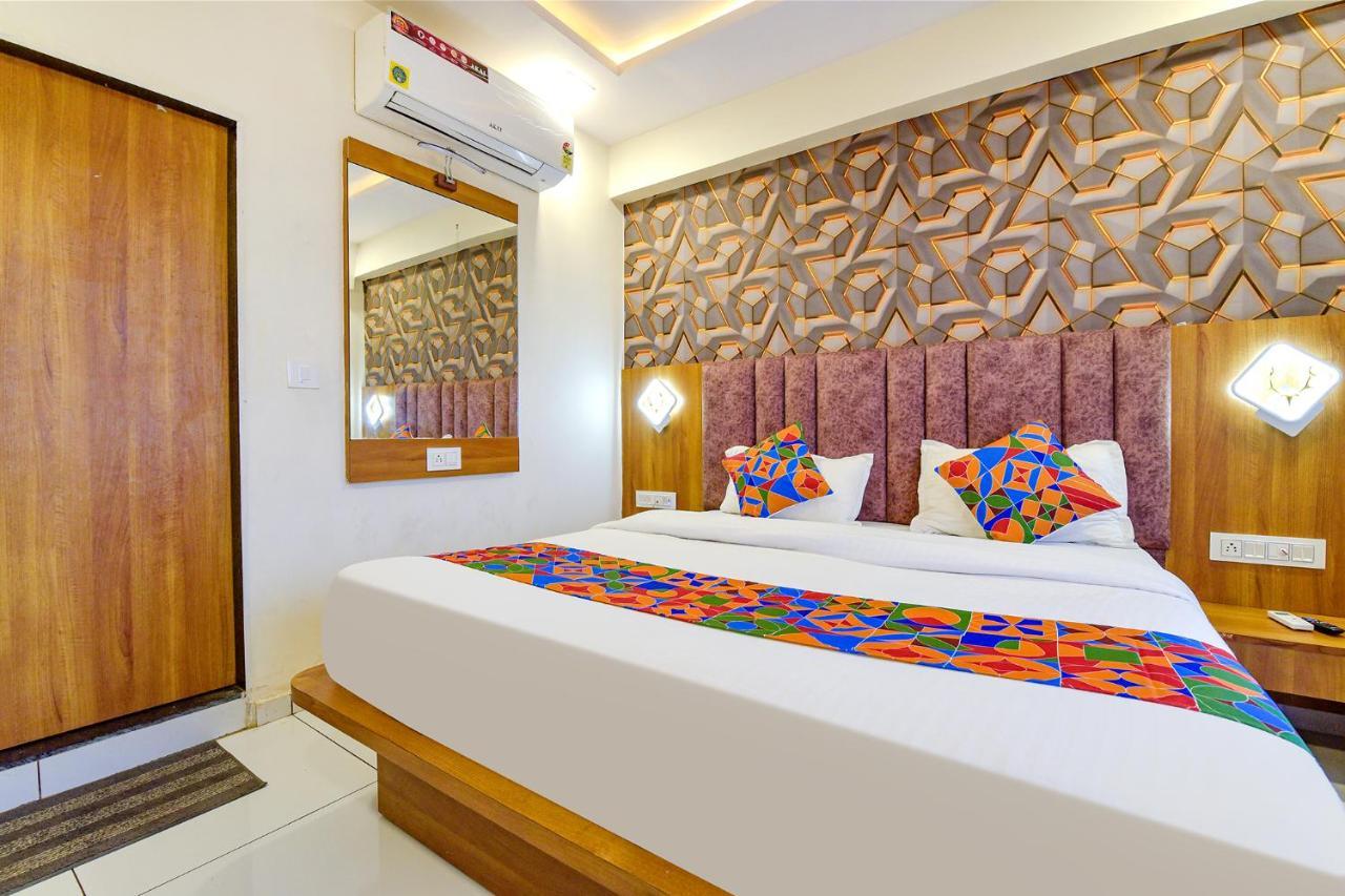 Fabhotel New York Watuwa Екстериор снимка