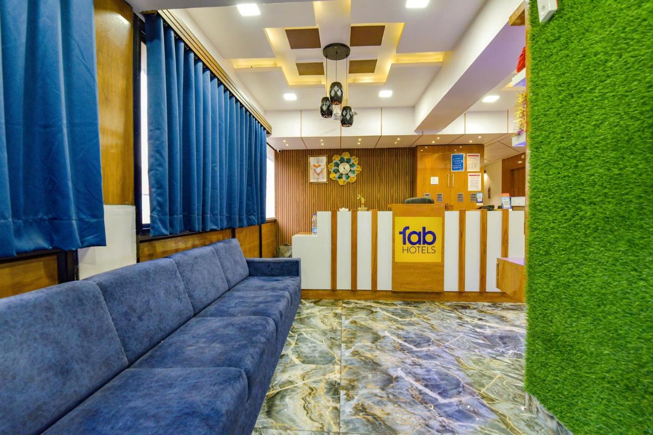 Fabhotel New York Watuwa Екстериор снимка
